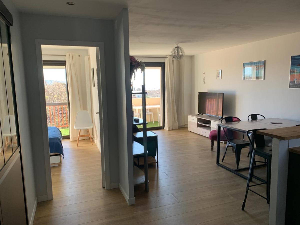 Appartement Plage à pied à 3 mns à La Seyne-sur-Mer Extérieur photo